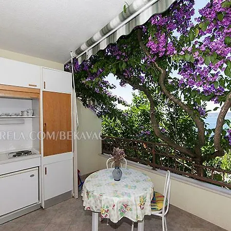 Libertas Apartment *